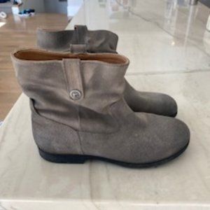 Birkenstock Short Gray Boots Sz 37